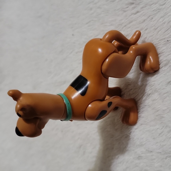 Scooby-Doo Figure - Picture 7 of 9